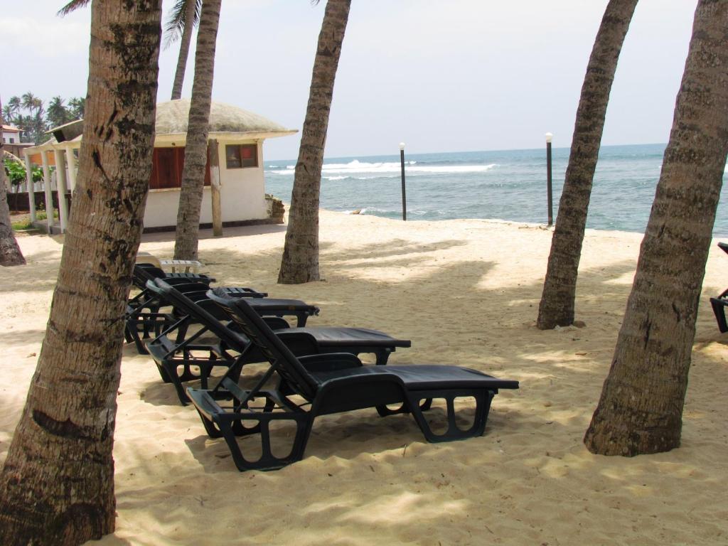 Miltons Beach Resort Unawatuna Exteriör bild