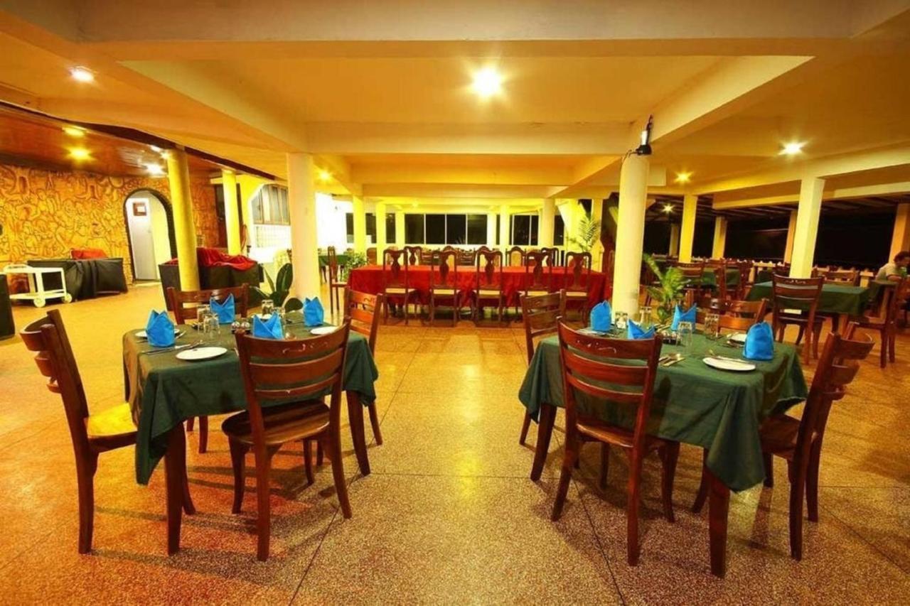Miltons Beach Resort Unawatuna Exteriör bild